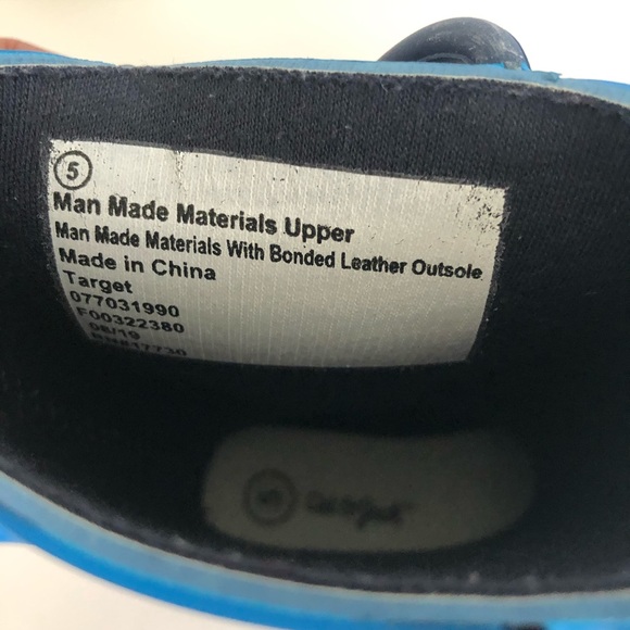 Cat and Jack rain boots size 5 toddler - Picture 7 of 7